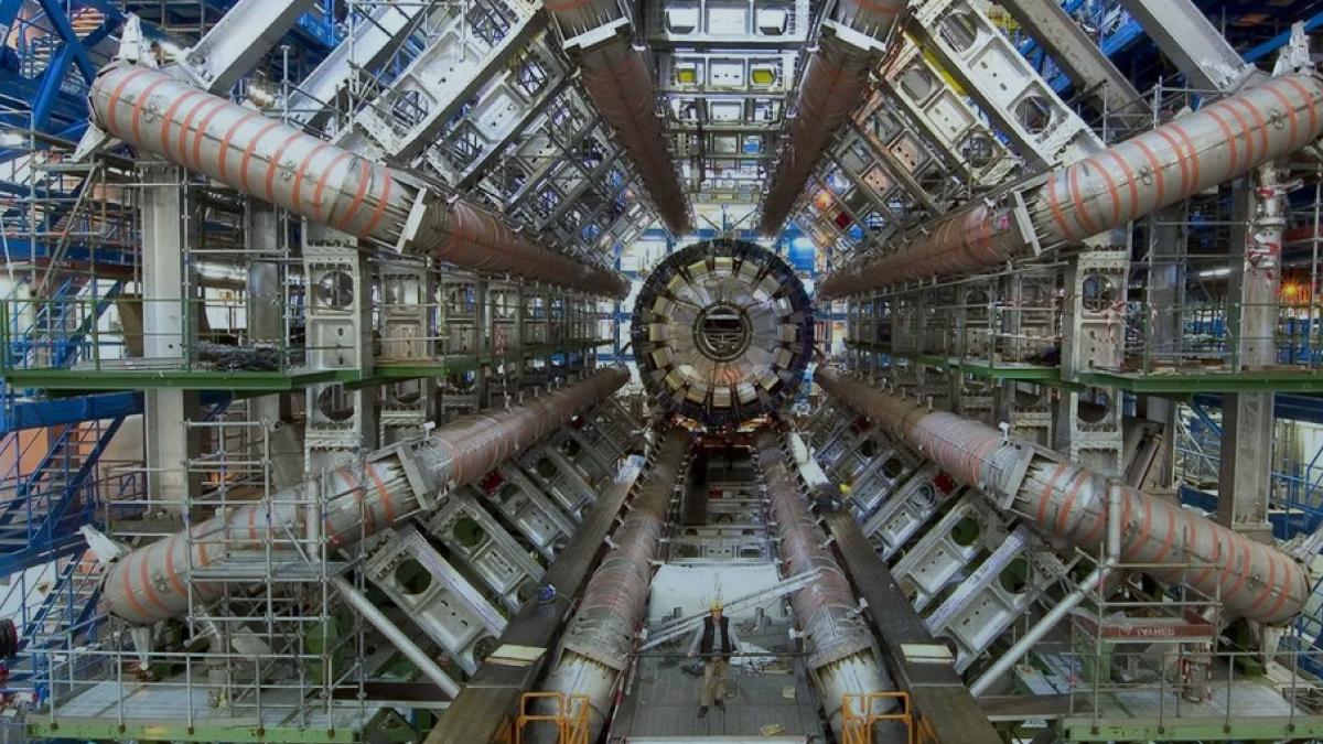 Le Large Hadron Collider
