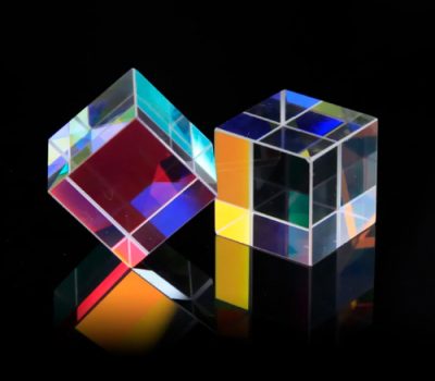 Le cube du prisme optique