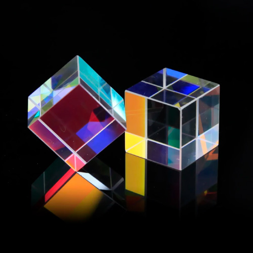 Le cube du prisme optique
