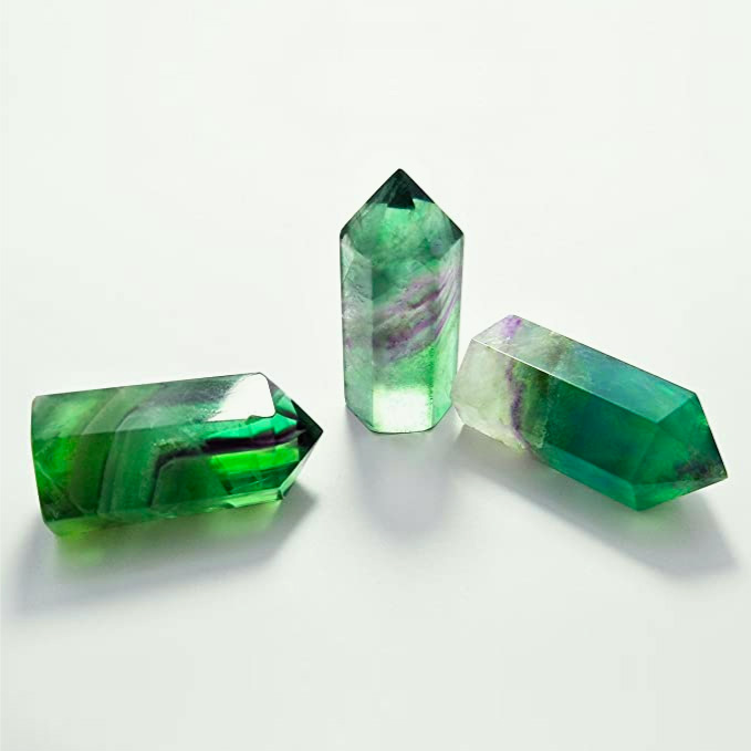 3 baguettes pointues en cristal de fluorite verte