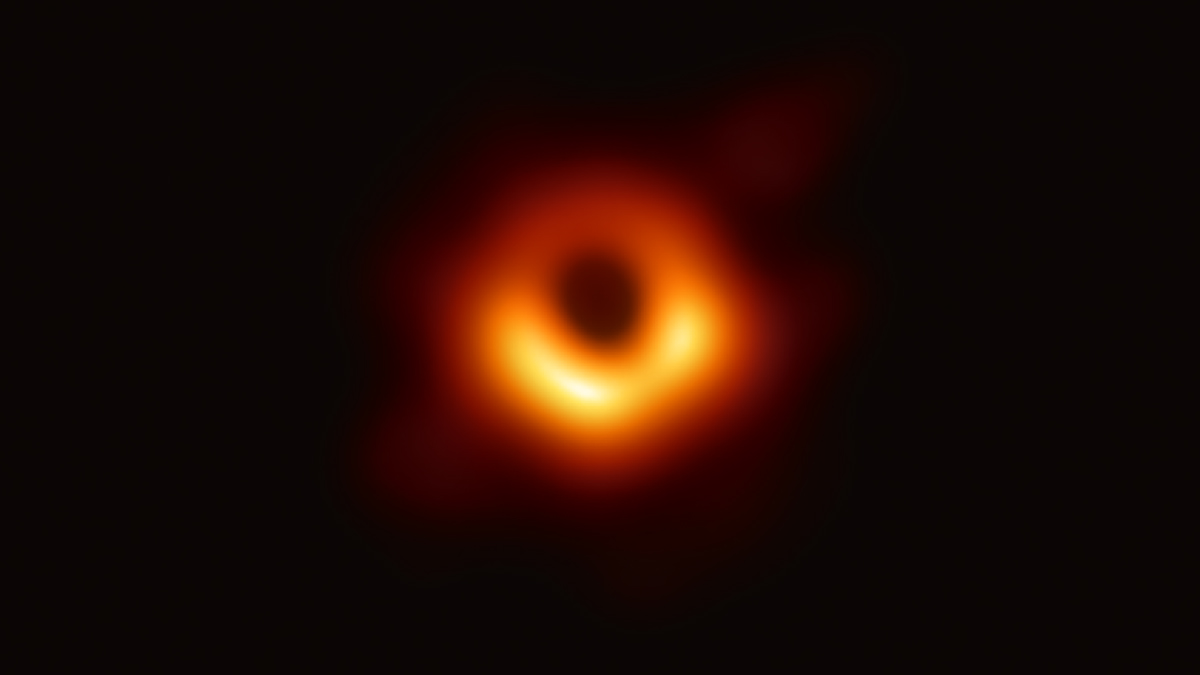 Un trou noir au centre de la galaxie M87